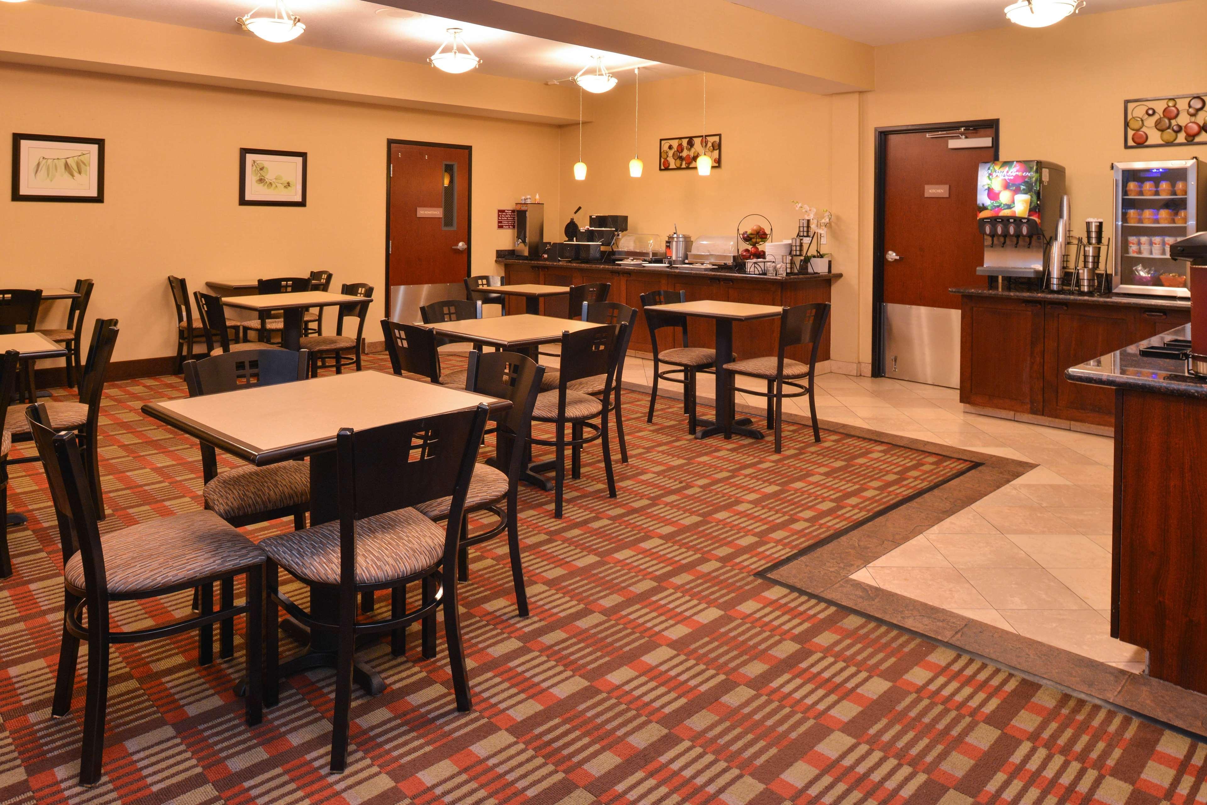 Best Western Wilsonville Inn & Suites Екстер'єр фото