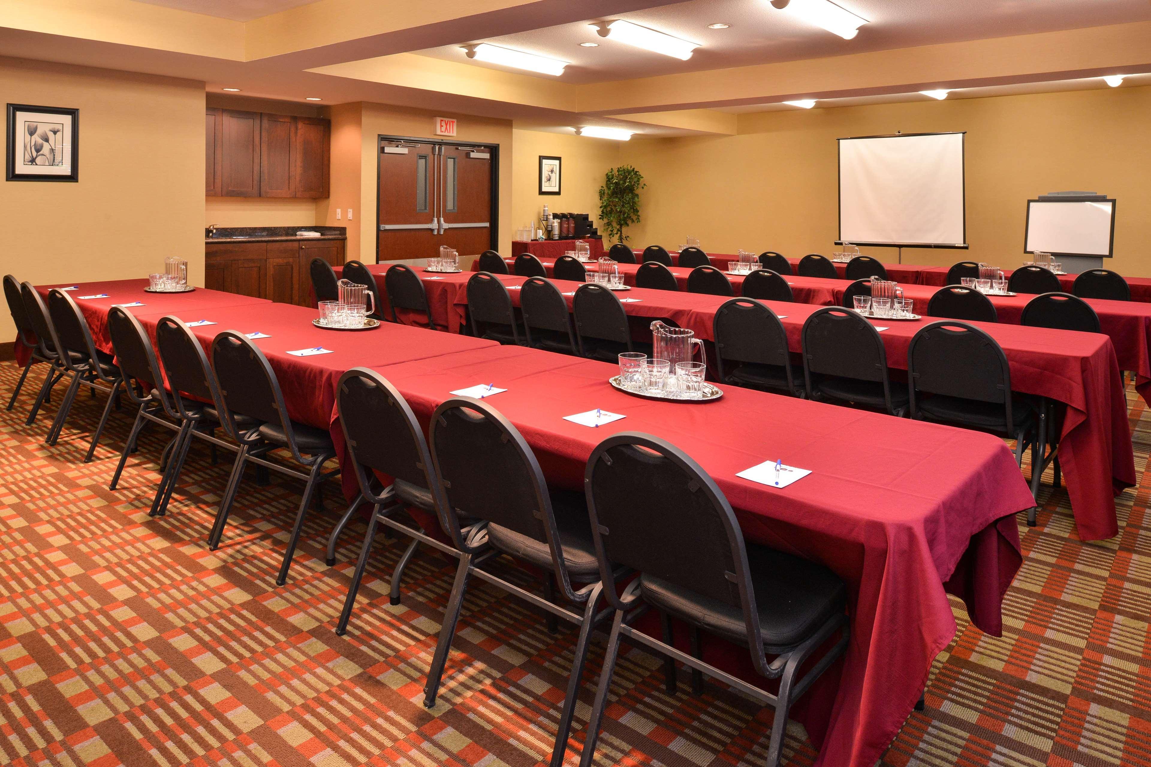 Best Western Wilsonville Inn & Suites Екстер'єр фото