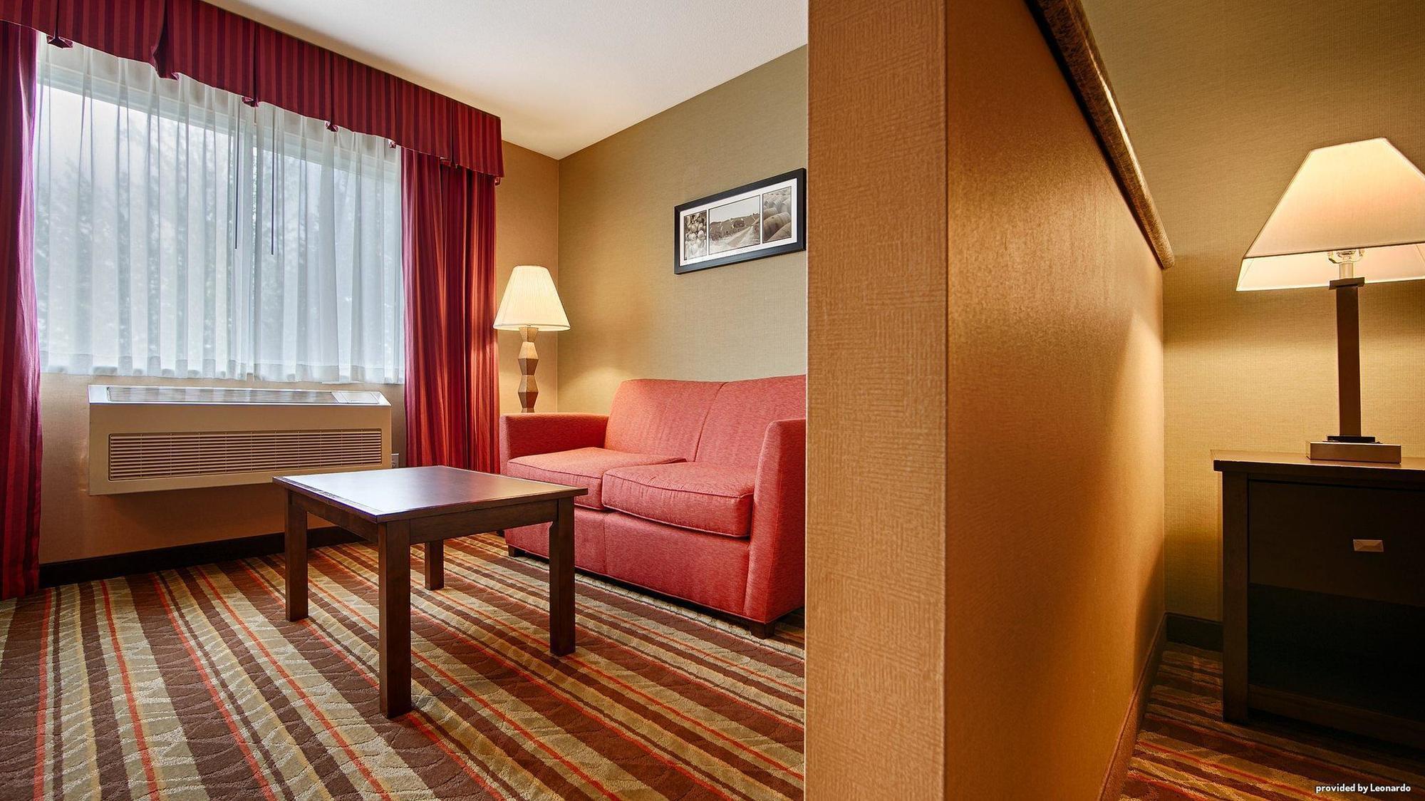 Best Western Wilsonville Inn & Suites Екстер'єр фото