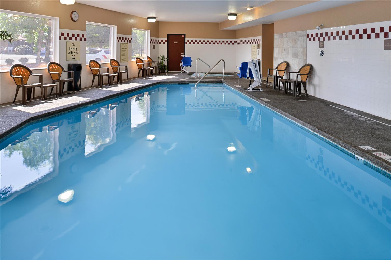 Best Western Wilsonville Inn & Suites Екстер'єр фото