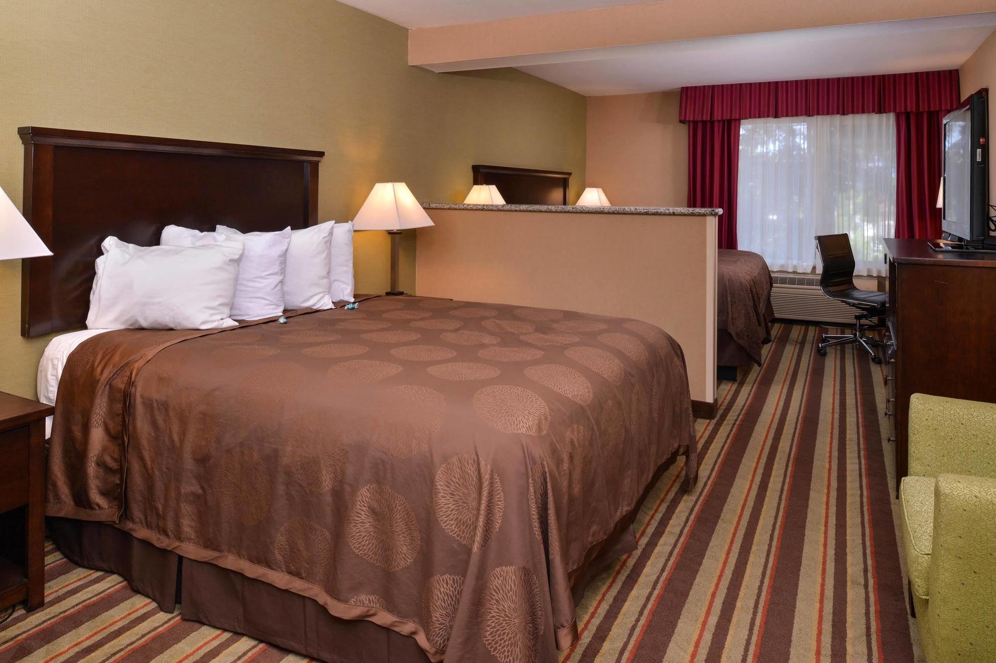 Best Western Wilsonville Inn & Suites Екстер'єр фото
