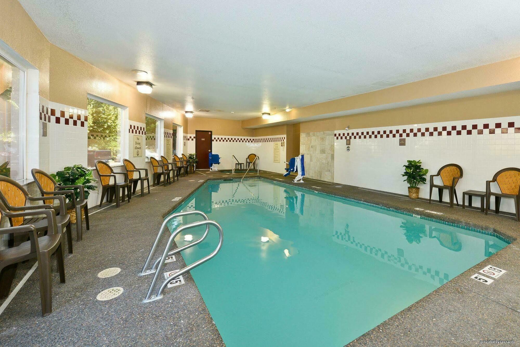 Best Western Wilsonville Inn & Suites Екстер'єр фото
